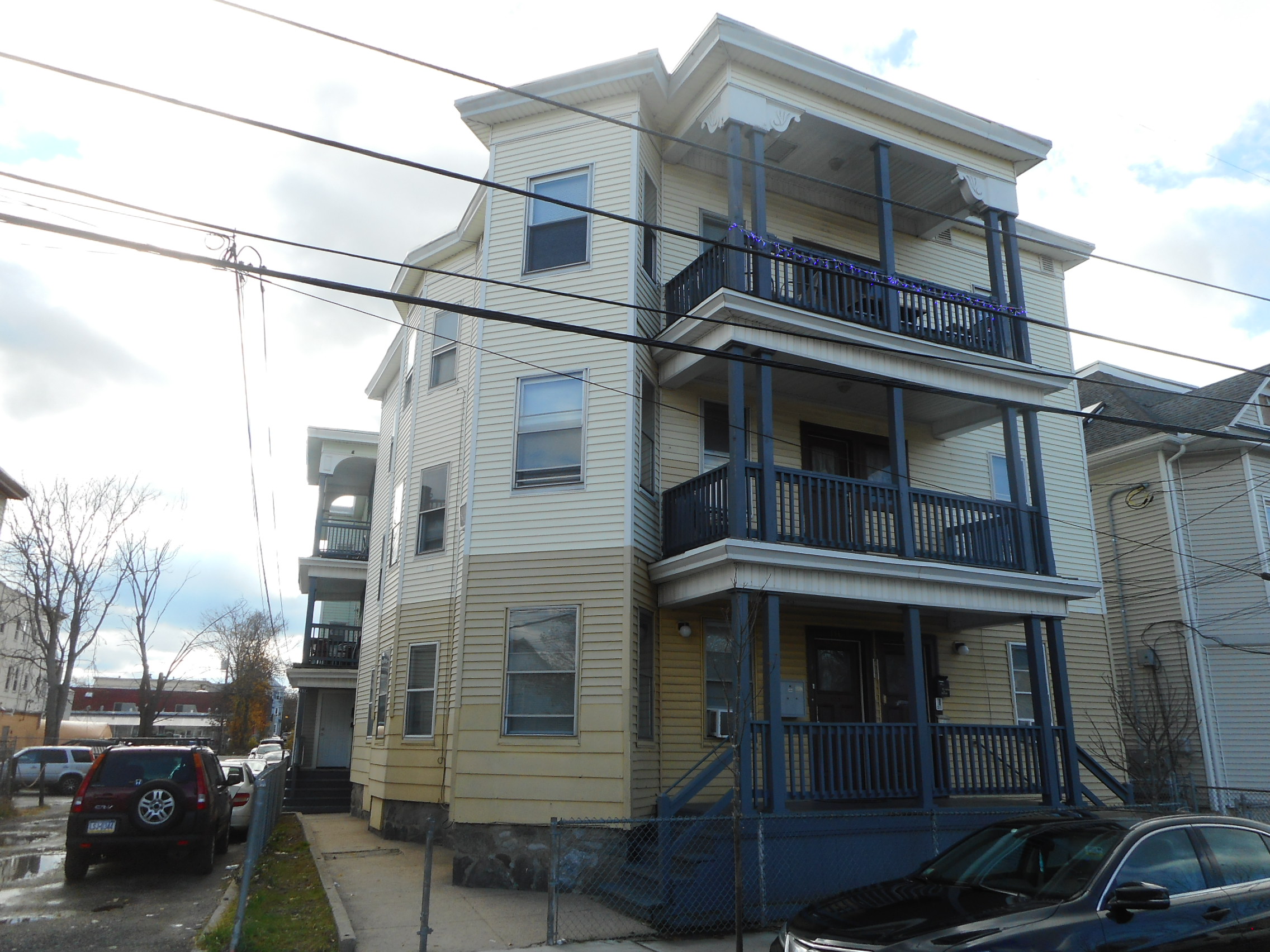 153 Bailey Street #1