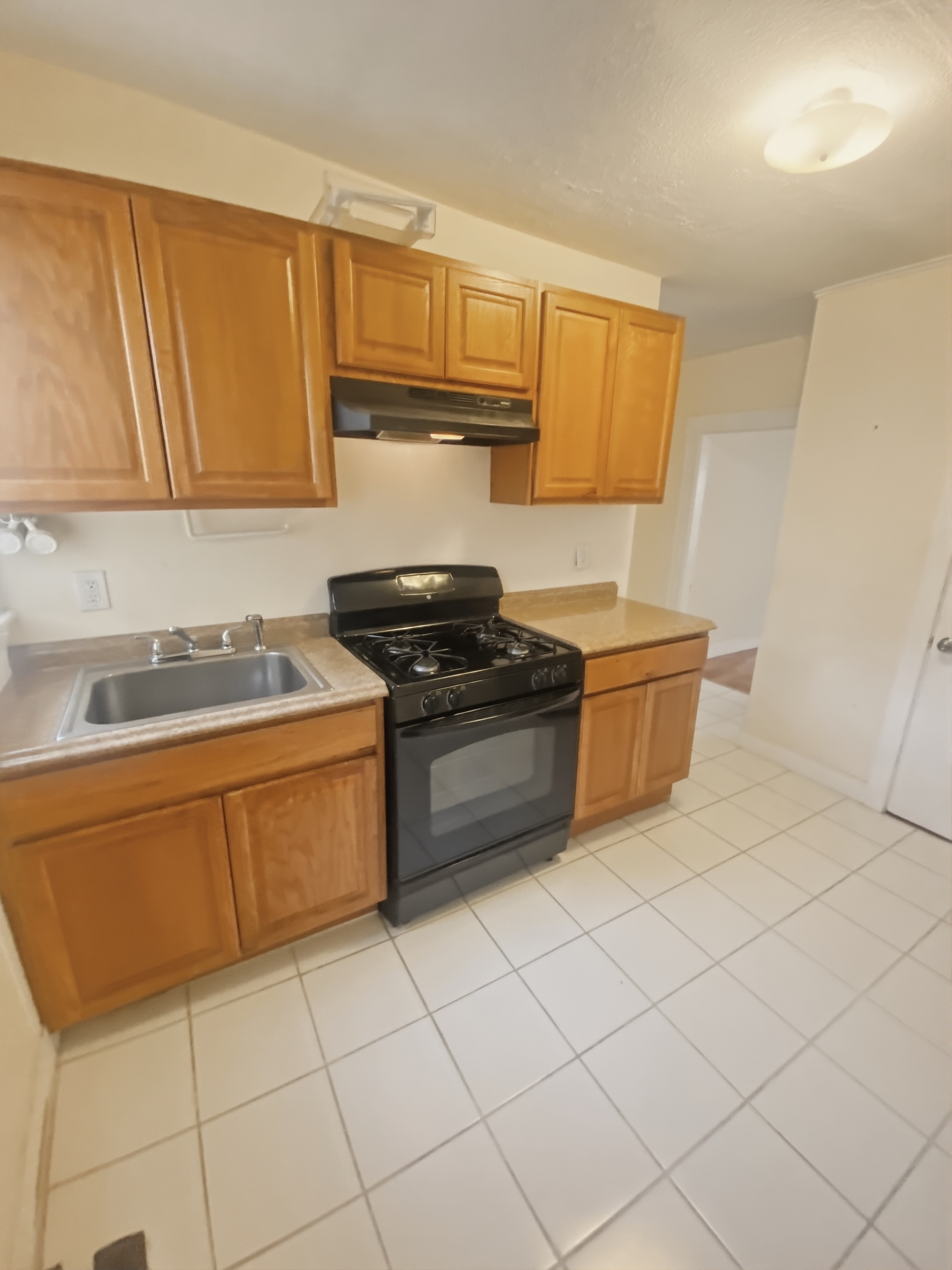 23 Hilton Street, Unit 1
