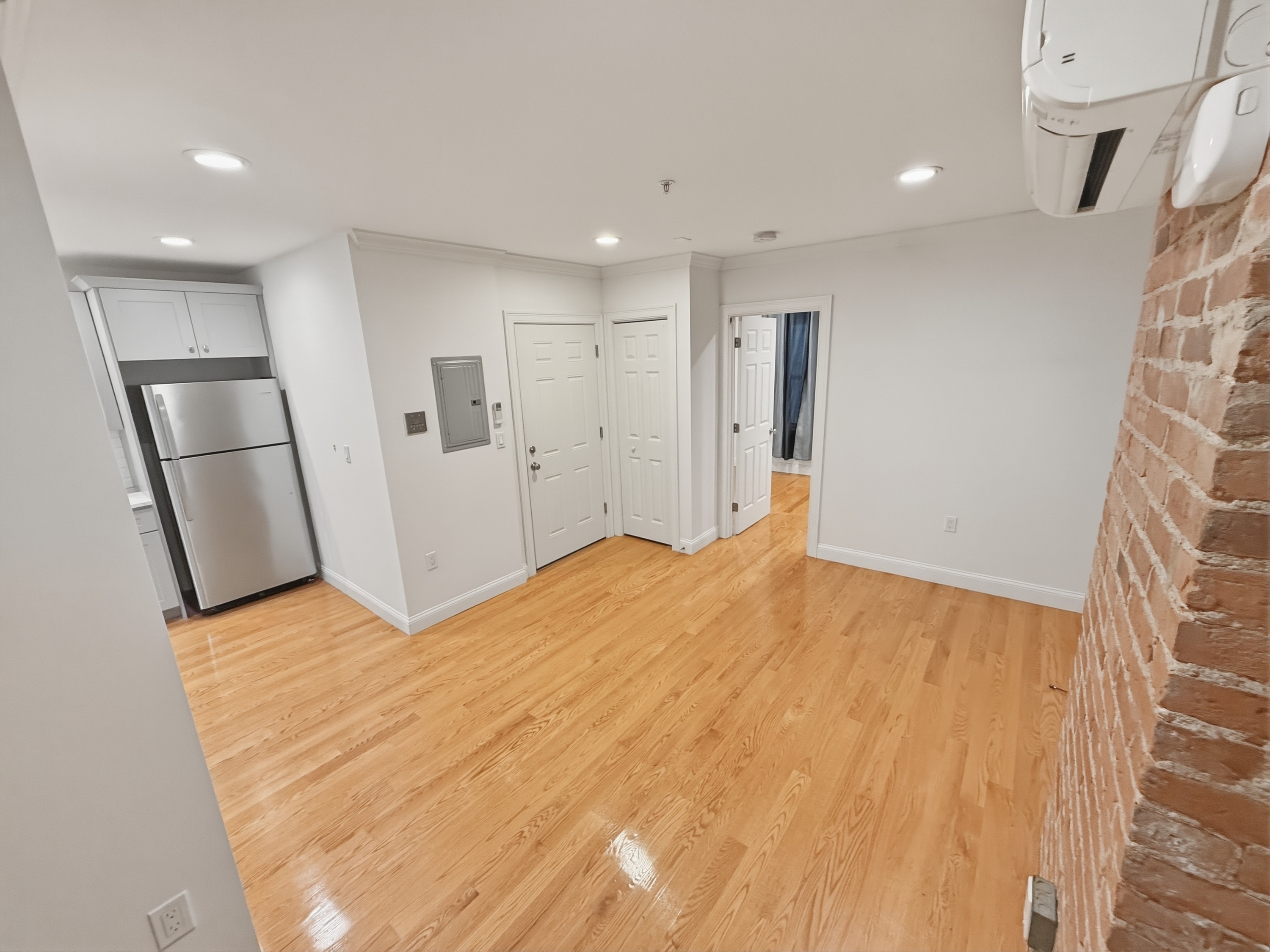 14 Pompeii Street - 1
