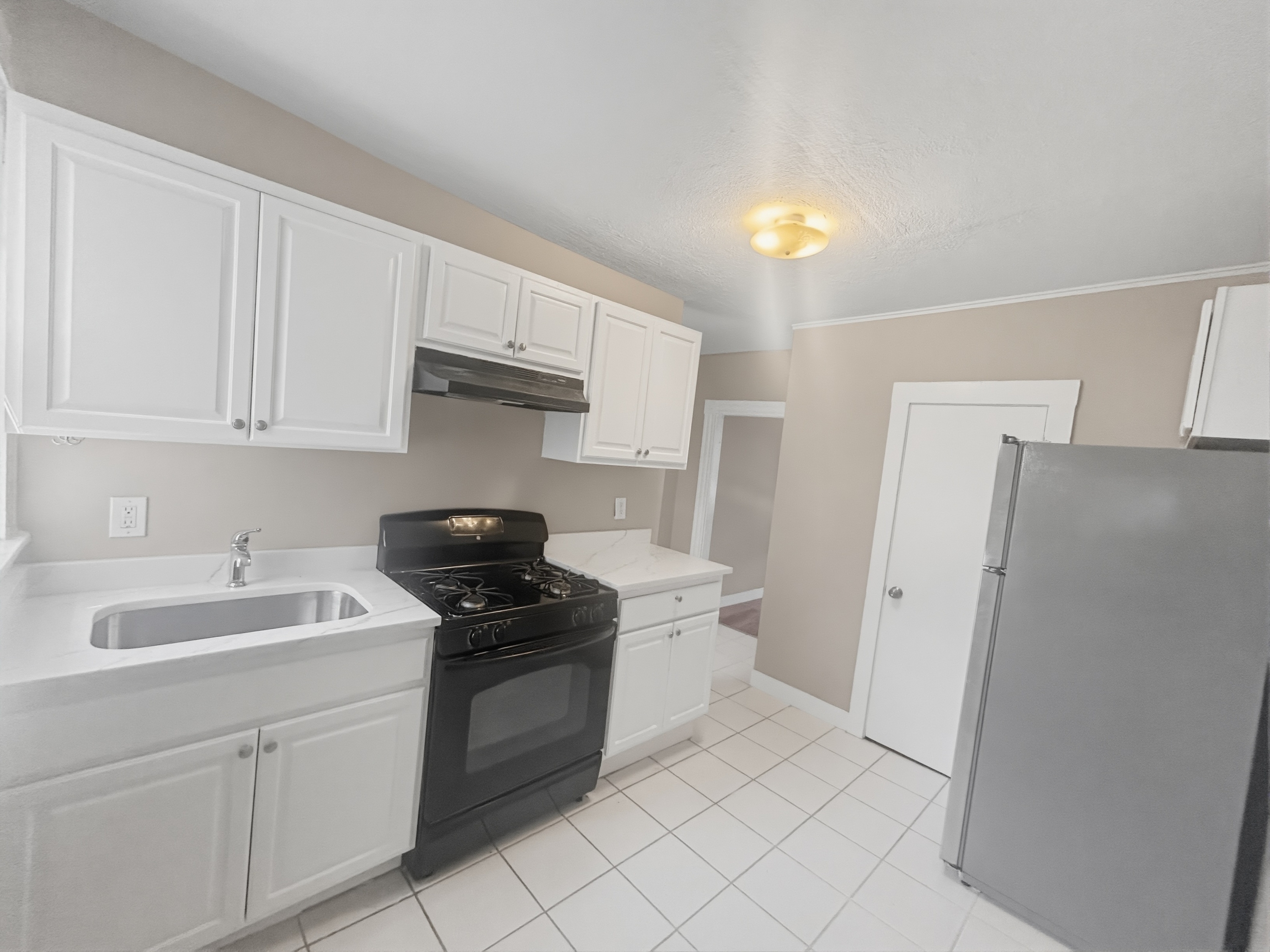 23 Hilton Street, Unit 1